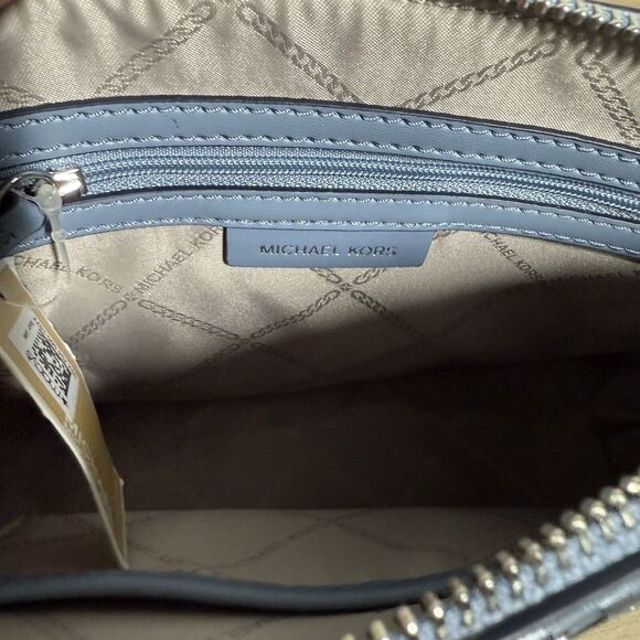 Michael Kors Jet Set Charm LG Dome Body Chambray Light Blue Crossbody Logo Bag - Picture 7 of 10